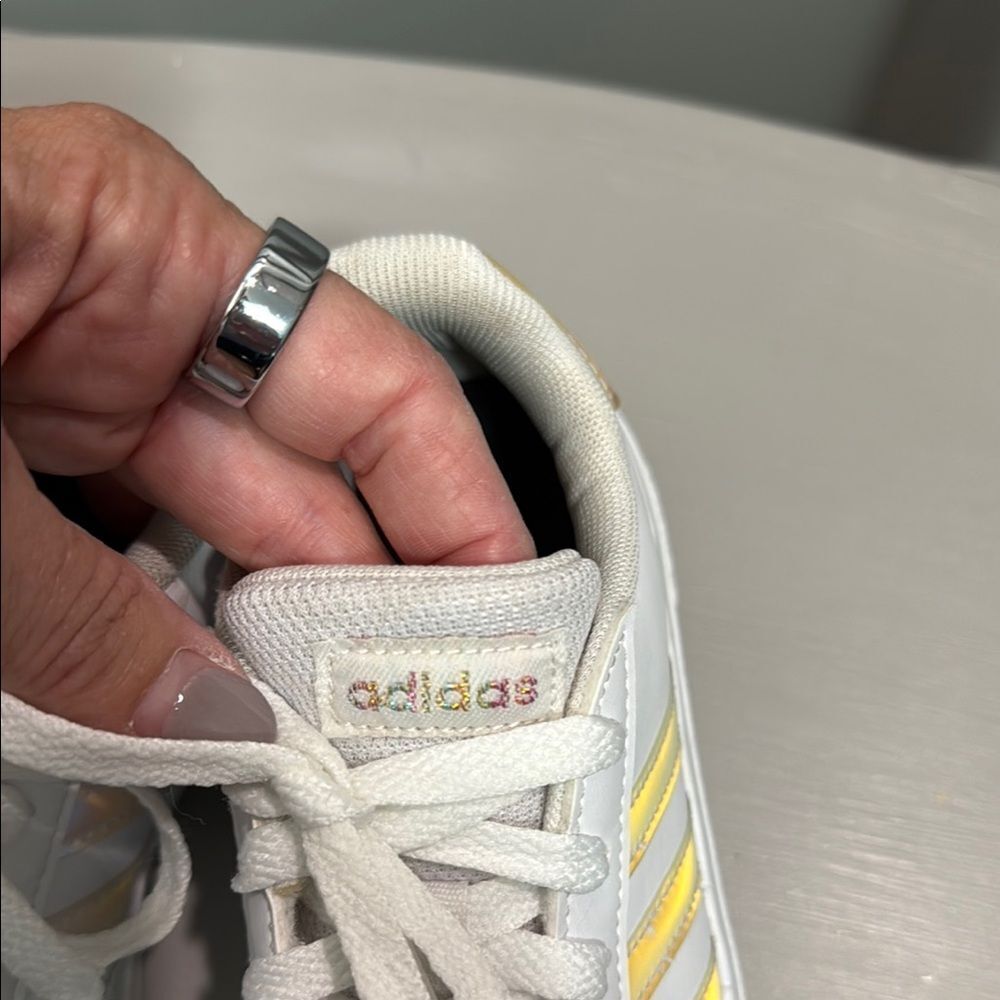Adidas Kids Sneakers in White with Iridescent Accents - Picture 2 of 10